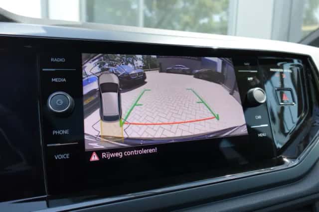 Volkswagen Taigo (2022) thumbnail 5