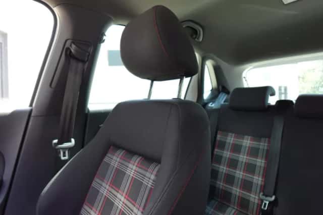 Volkswagen Polo (2016) thumbnail 5