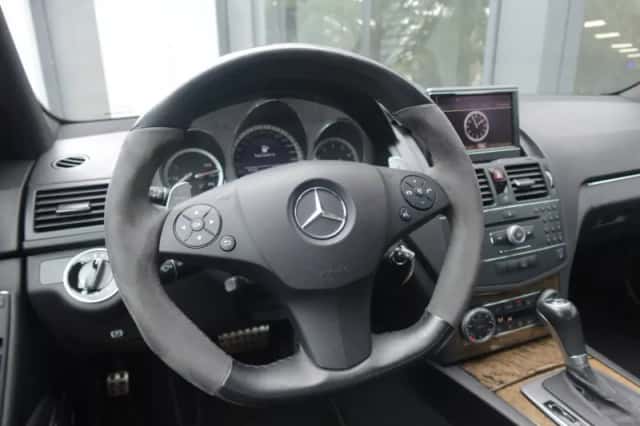 Mercedes-Benz C-Klasse (2009) thumbnail 4