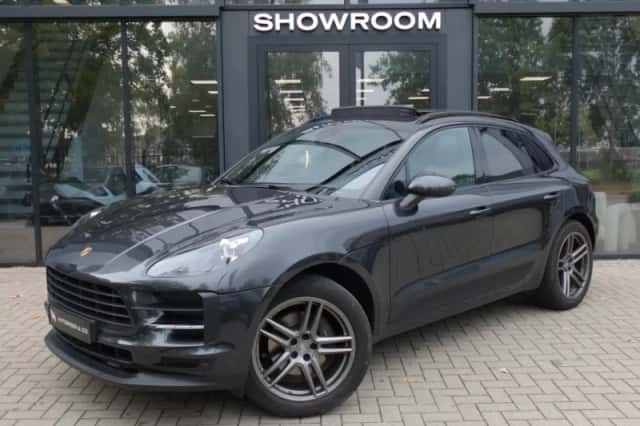 Porsche Macan (2020) thumbnail 1