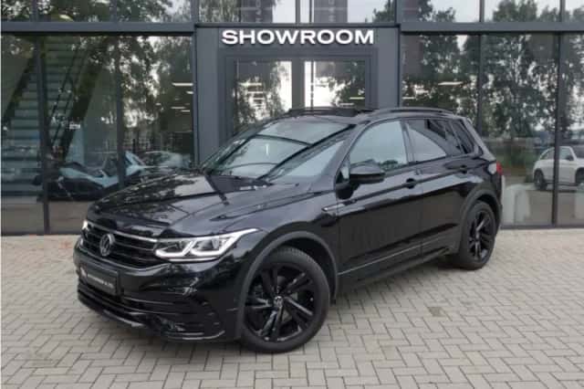 Volkswagen Tiguan (2024) thumbnail 1