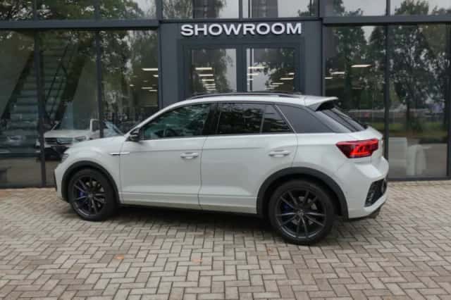 Volkswagen T-Roc (2022) thumbnail 2