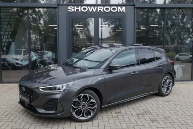 Ford Focus (2023) thumbnail 1
