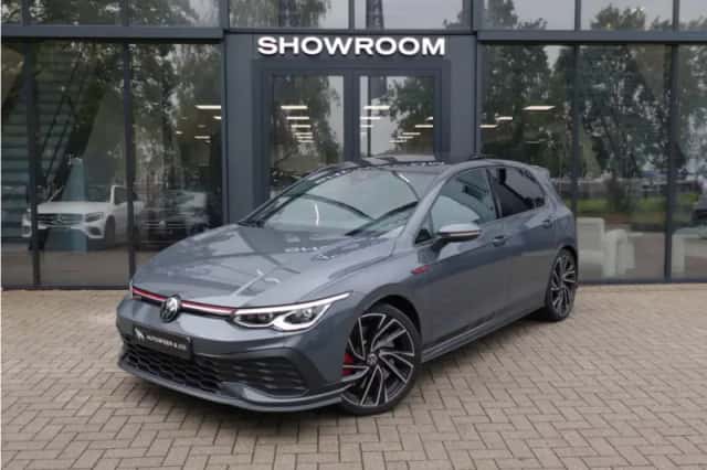 Volkswagen Golf (2021) thumbnail 1