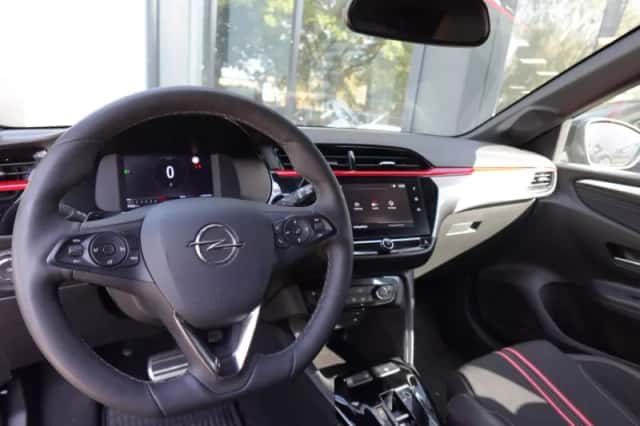 Opel Corsa (2023) thumbnail 4