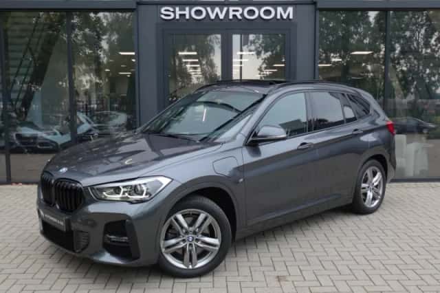 BMW X1 (2021) thumbnail 1