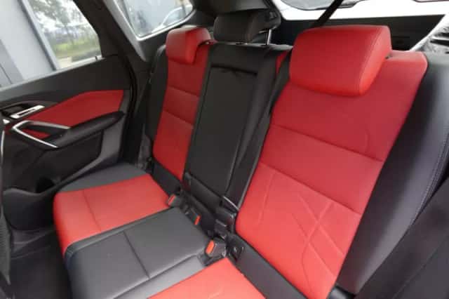 BMW X1 (2023) thumbnail 5