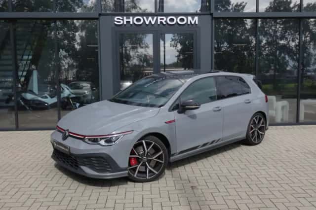 Volkswagen Golf (2022) thumbnail 1