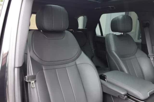 Land Rover Range Rover Sport (2025) thumbnail 6