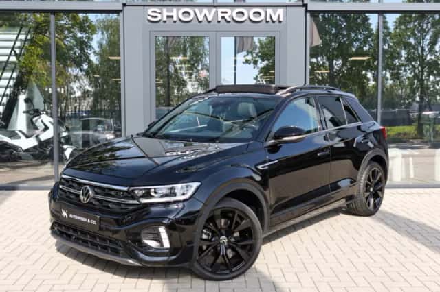 Volkswagen T-Roc (2024) thumbnail 1