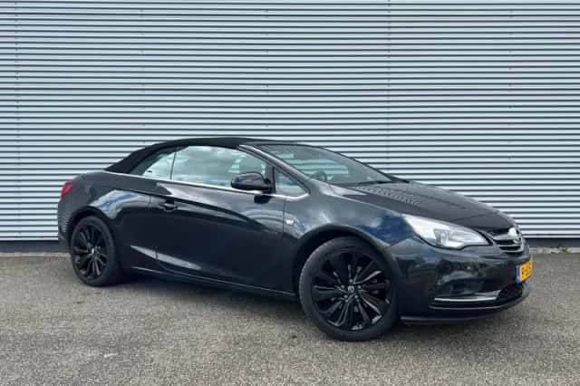 Opel Cascada (2013) thumbnail 5