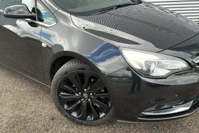 Opel Cascada (2013) thumbnail 6