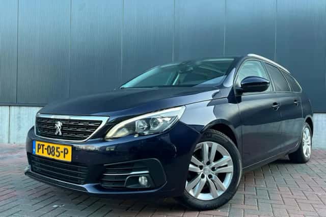 Peugeot 308 (2017) thumbnail 1