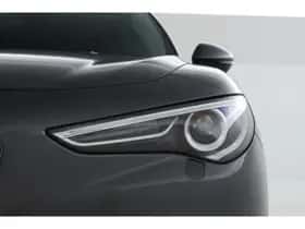 Alfa Romeo Stelvio (2020) thumbnail 6