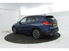 BMW X1 (2021) thumbnail 2