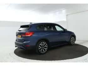 BMW X1 (2021) thumbnail 3