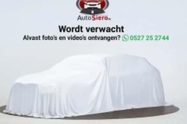 Ford Focus (2015) thumbnail 2