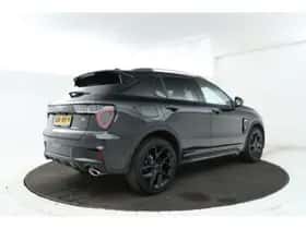 Lynk & Co 01 (2023) thumbnail 2