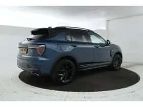 Lynk & Co 01 (2023) thumbnail 3