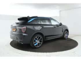 Lynk & Co 01 (2023) thumbnail 3