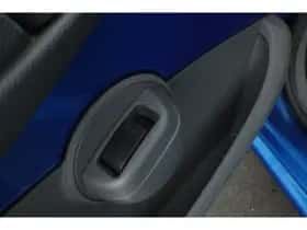 Peugeot 107 (2010) thumbnail 6