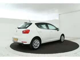 SEAT Ibiza (2014) thumbnail 2