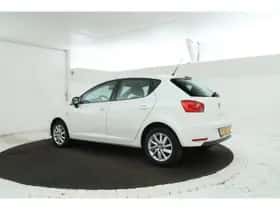SEAT Ibiza (2014) thumbnail 3