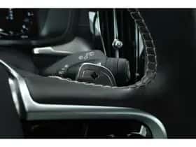 Volvo V60 (2020) thumbnail 32
