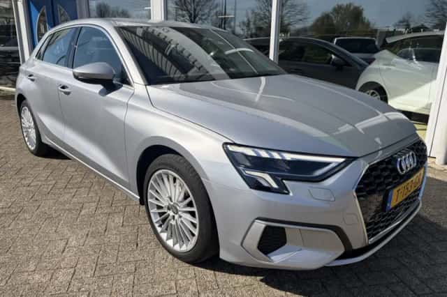 Audi A3 (2023) thumbnail 5
