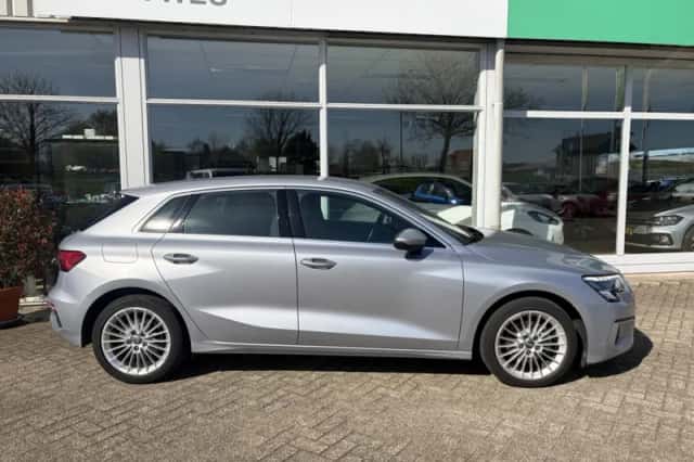 Audi A3 (2023) thumbnail 6
