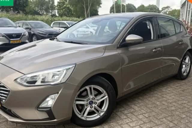 Ford Focus (2019) thumbnail 1