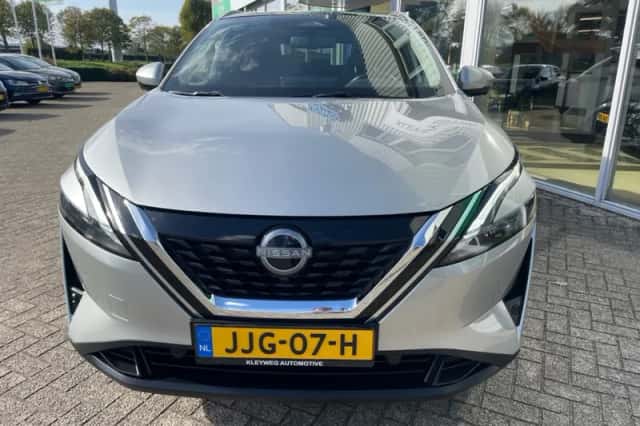 Nissan Qashqai (2023) thumbnail 3