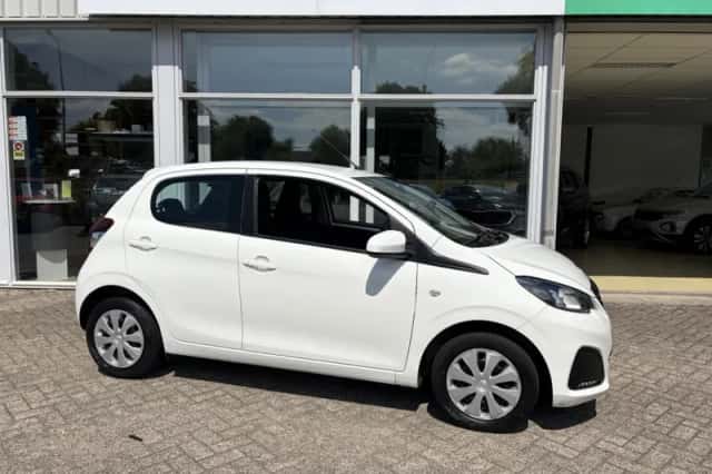 Peugeot 108 (2021) thumbnail 6
