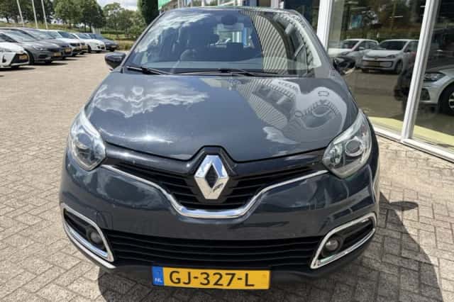 Renault Captur (2015) thumbnail 4
