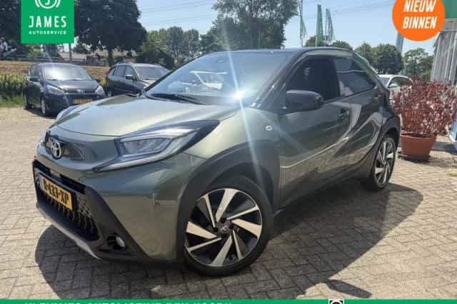 Toyota Aygo (2022) thumbnail 2