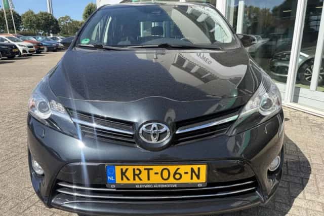 Toyota Verso (2017) thumbnail 4