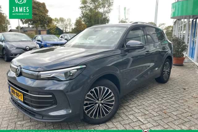 Volkswagen Tiguan (2025) thumbnail 1