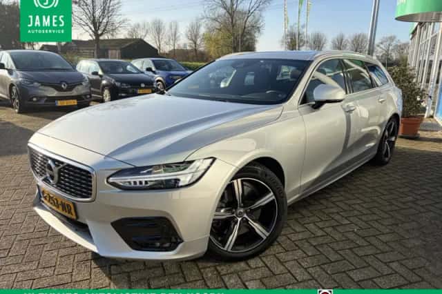 Volvo V90 (2019) thumbnail 2