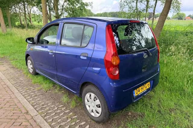 Daihatsu Cuore (2009) thumbnail 4
