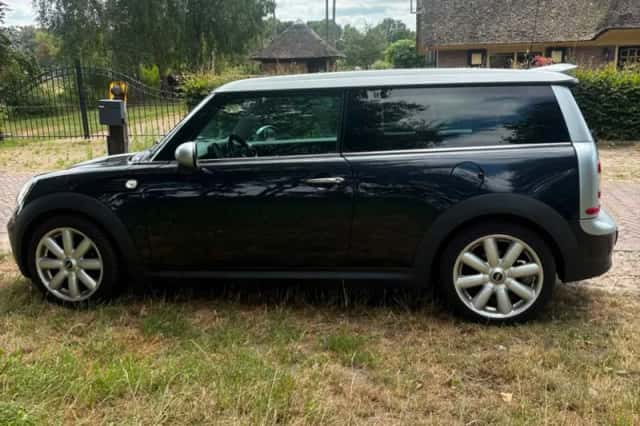 MINI Clubman (2008) thumbnail 3