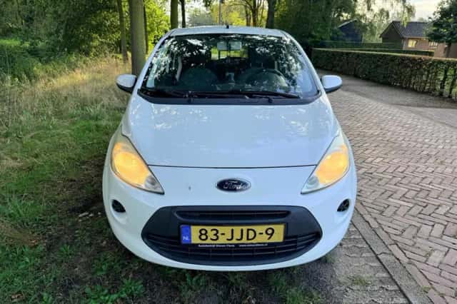 Ford Ka (2009) thumbnail 1