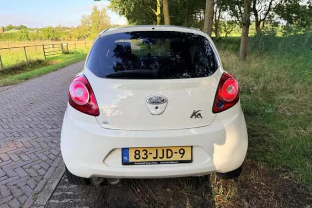 Ford Ka (2009) thumbnail 5