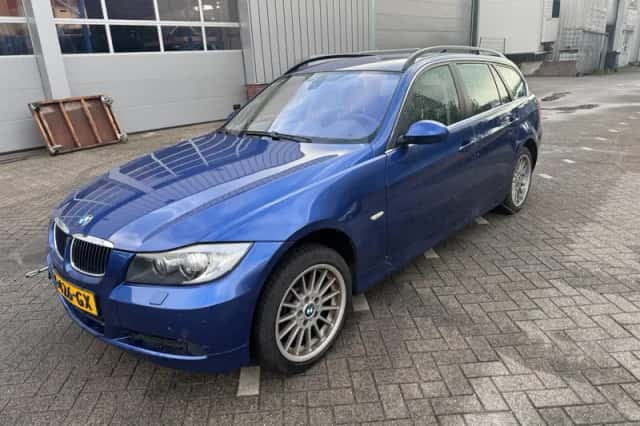 BMW 3-Serie (2008) thumbnail 1