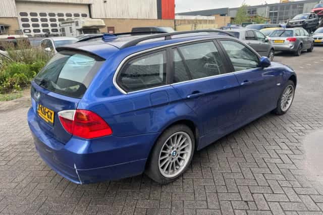 BMW 3-Serie (2008) thumbnail 4
