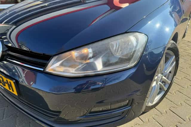 Volkswagen Golf (2014) thumbnail 3