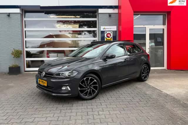Volkswagen Polo (2019) thumbnail 2