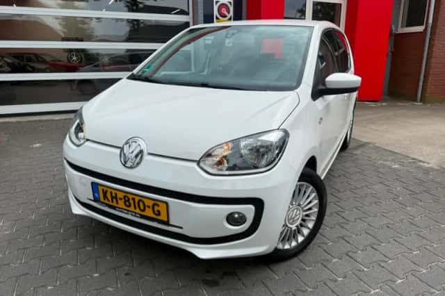 Volkswagen Up! (2013) thumbnail 4