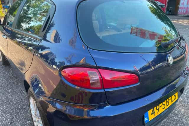 Alfa Romeo 147 (2005) thumbnail 5