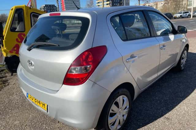 Hyundai i20 (2009) thumbnail 5