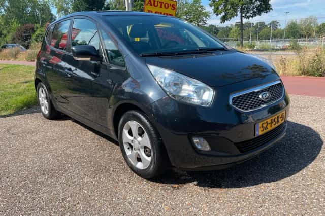 Kia Venga (2011) thumbnail 1